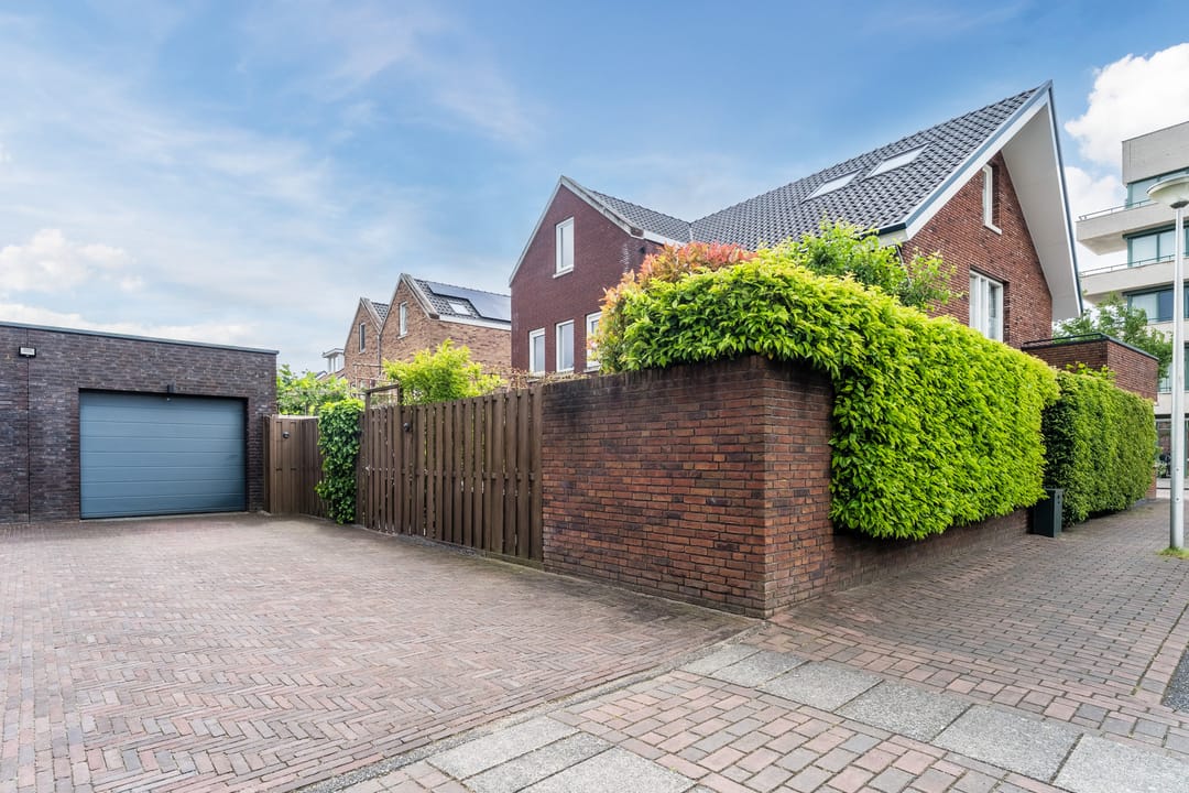 Foto 17 van Beeldentuinlaan 79