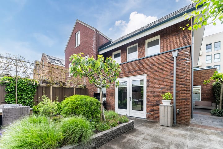 Foto 25 van Beeldentuinlaan 79