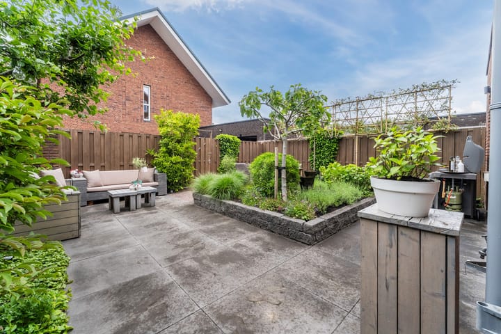 Foto 28 van Beeldentuinlaan 79