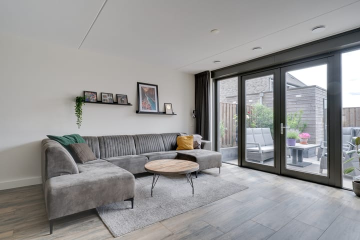 Photo 2 of Witbolstraat 7