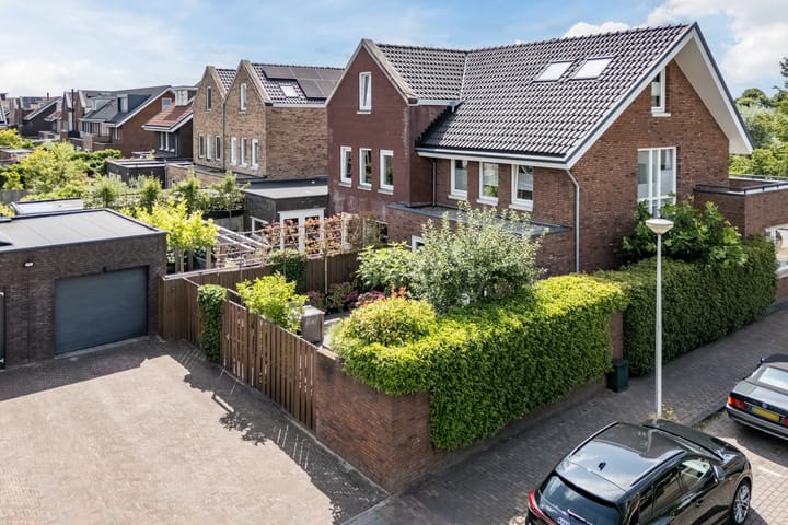 Foto 71 van Beeldentuinlaan 79