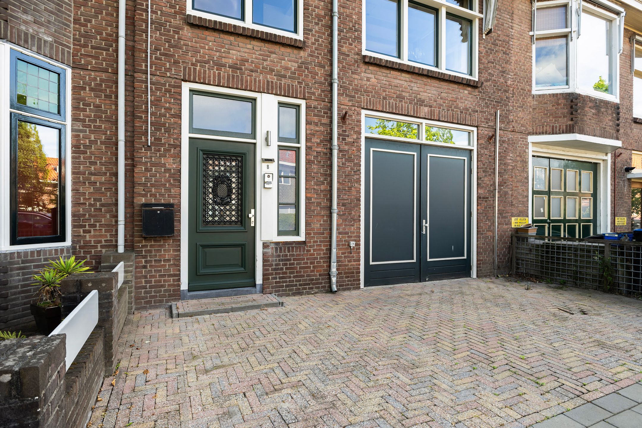 Photo 6 of de Ruyterweg 8