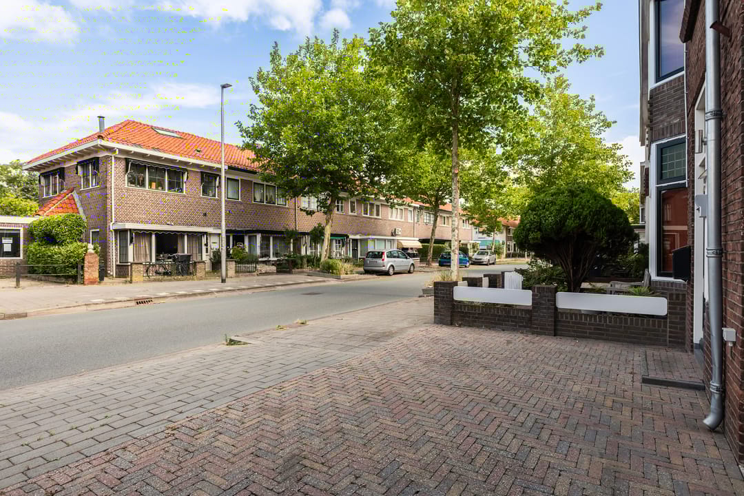 Photo 7 of de Ruyterweg 8