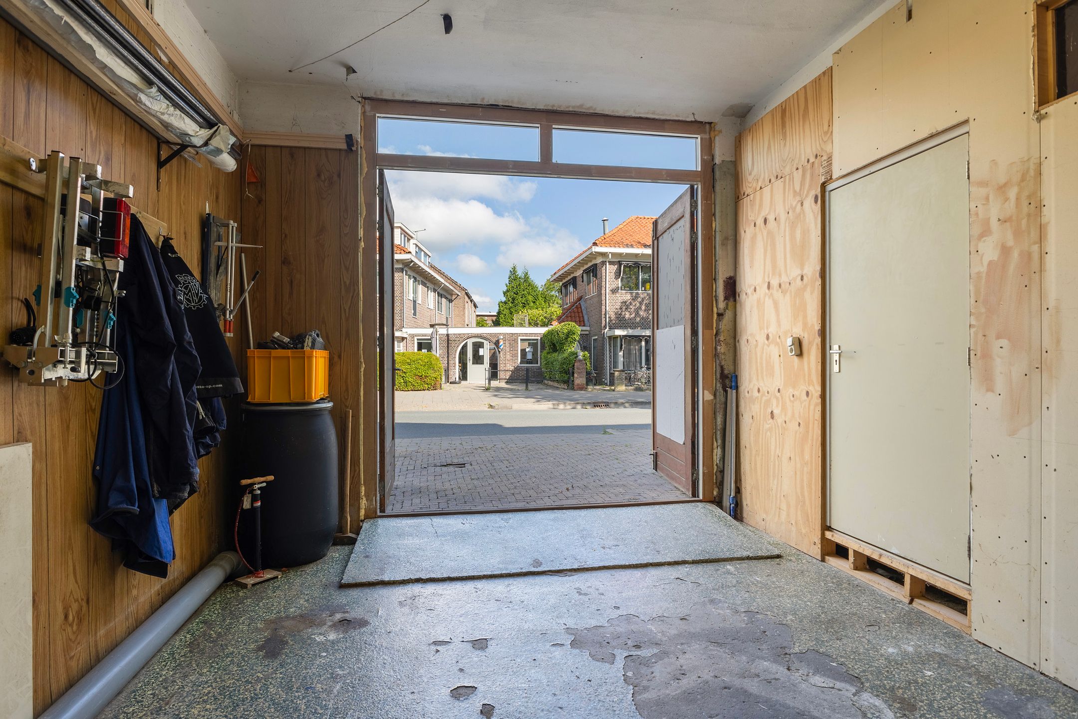 Photo 12 of de Ruyterweg 8