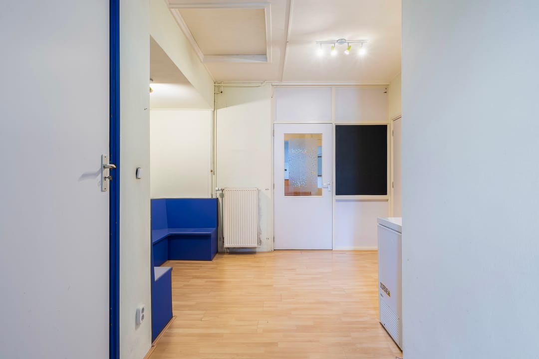 Photo 13 of de Ruyterweg 8