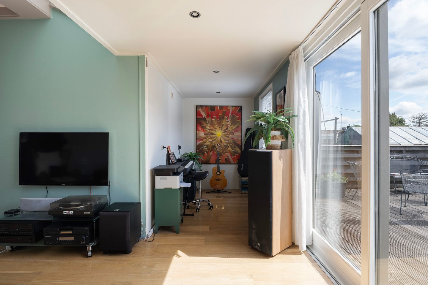 Photo 25 of de Ruyterweg 8