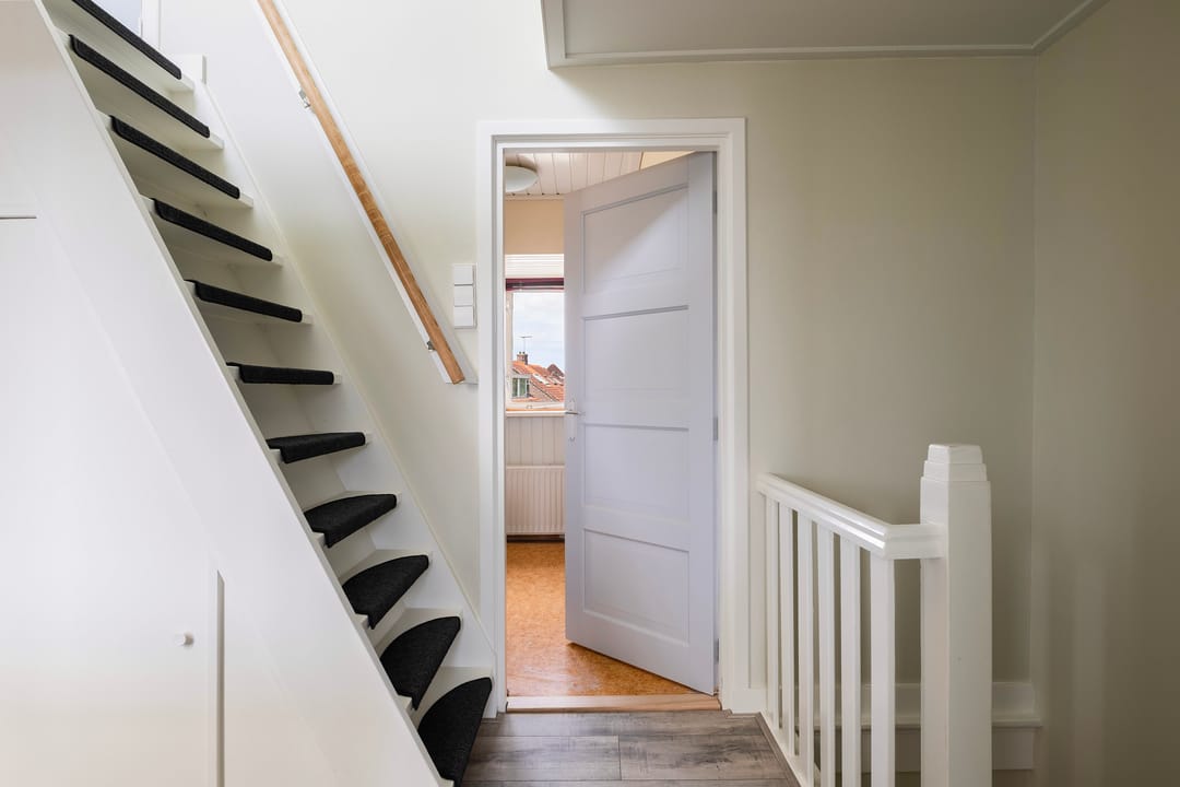 Photo 37 of de Ruyterweg 8