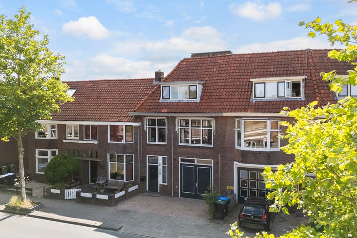 Foto 49 van de Ruyterweg 8