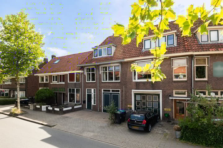 Foto 51 van de Ruyterweg 8