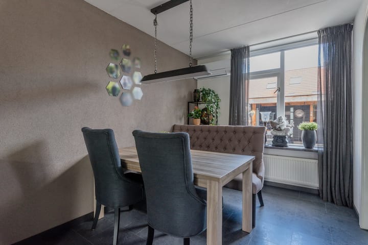 Foto 6 van Gerard Douhof 32