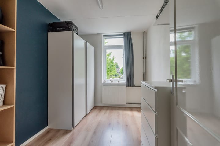 Foto 11 van Gerard Douhof 32