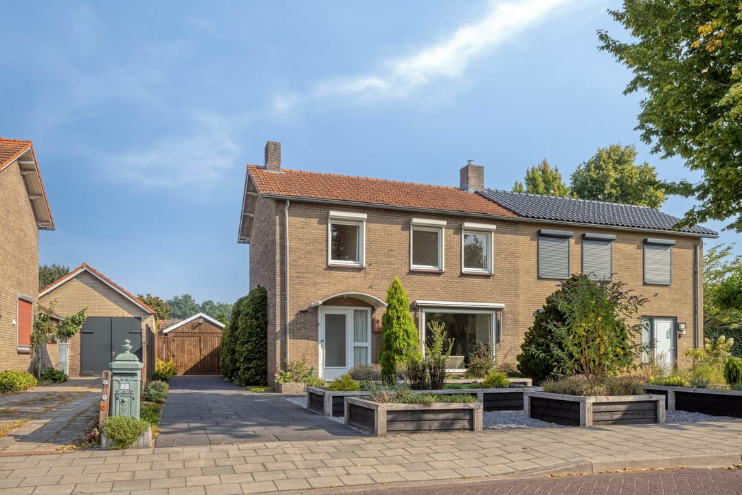 Photo 31 of Sint Isidorusstraat 21