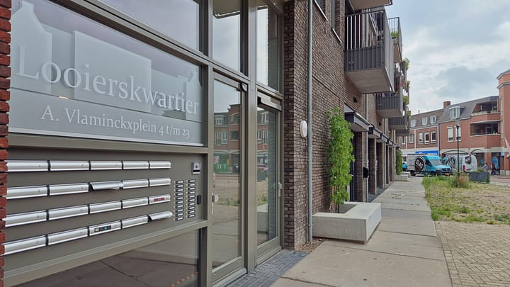 Photo 38 of A.Vlaminckxplein 22