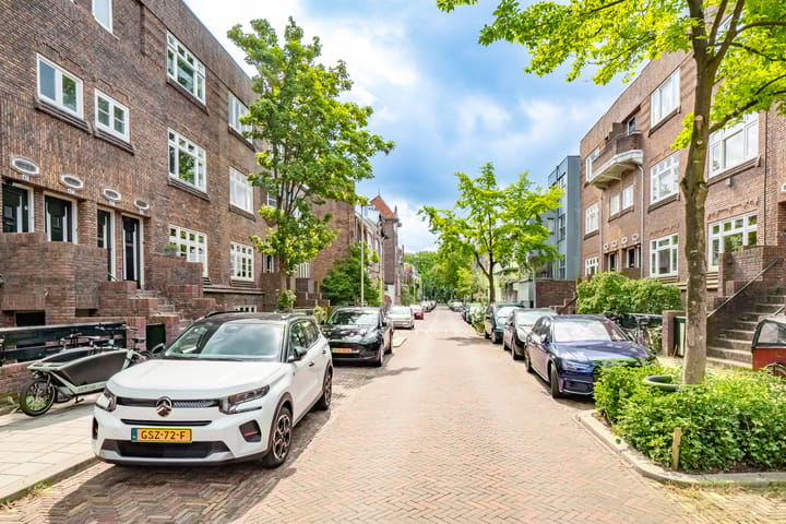 Photo 64 of Van Brakelstraat 23