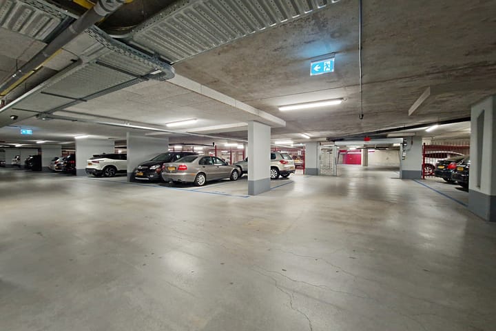 Foto 20 van De Heus Plein 10