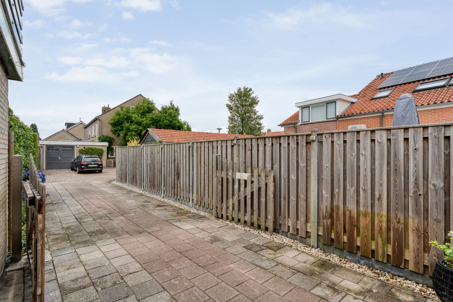 Foto 4 van Burg.van der Grondenstraat 27