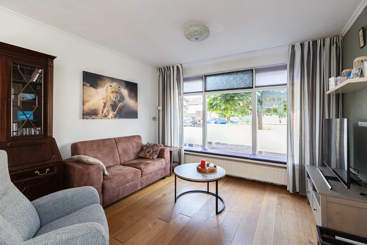 Foto 2 van Prins Bernhardweg 12