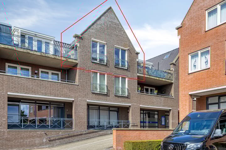 Photo 2 of Smidse 40