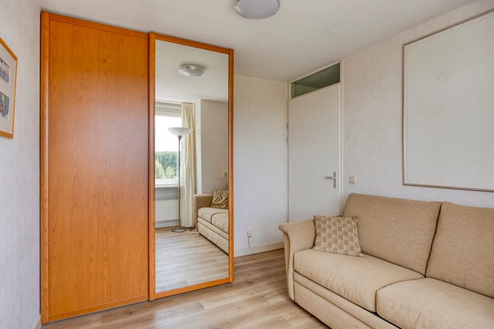 Foto 15 van Schout van Doernestraat 40