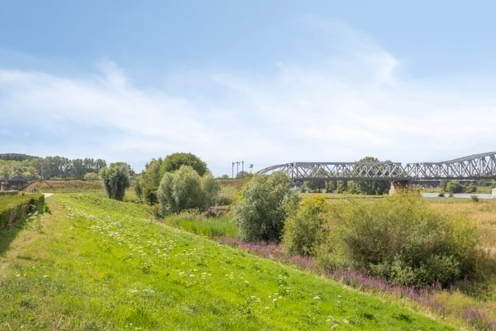 Foto 26 van Schout van Doernestraat 40