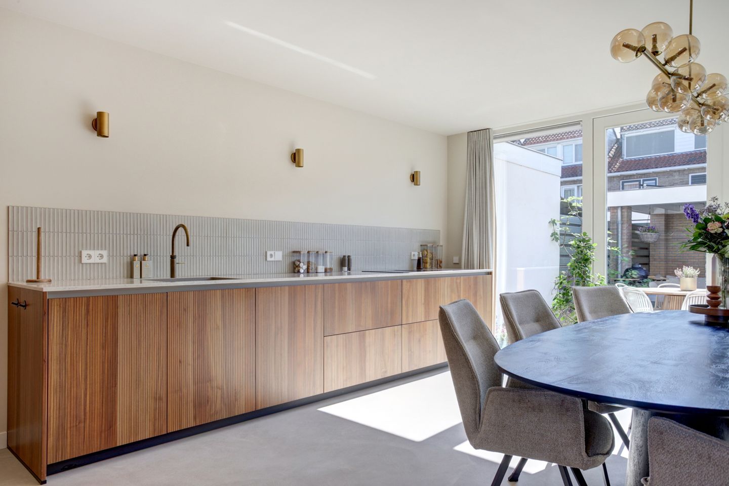 Foto 5 van Charlotte de Bourbonstraat 25