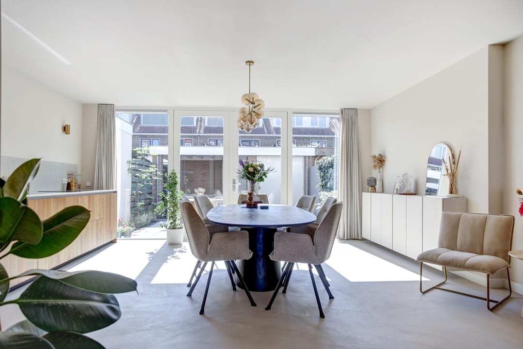 Foto 8 van Charlotte de Bourbonstraat 25