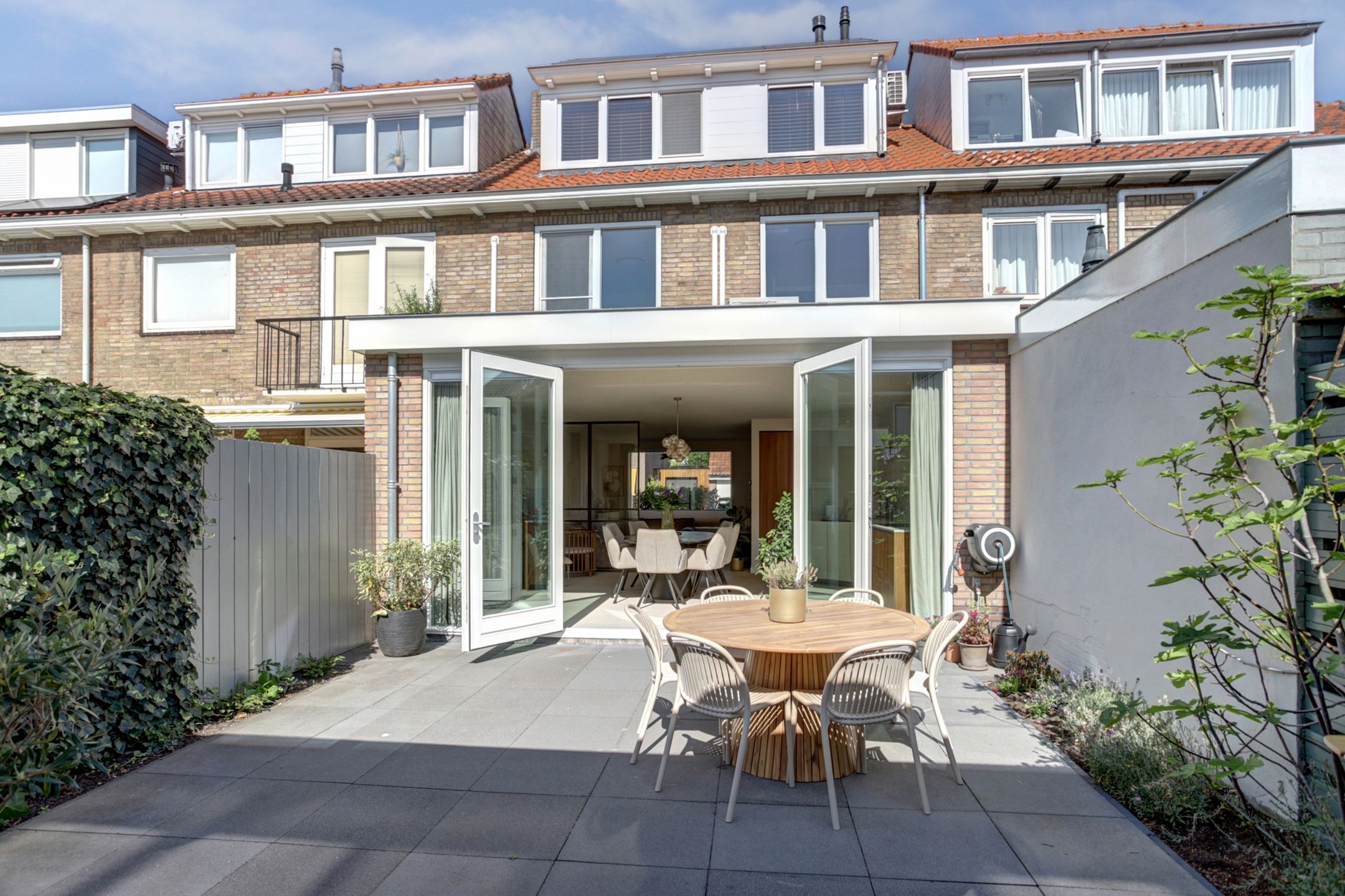 Foto 30 van Charlotte de Bourbonstraat 25