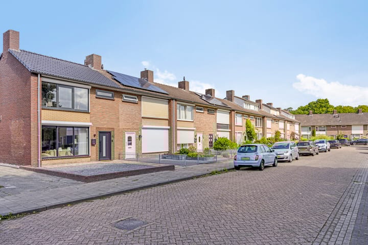 Foto 26 van Lijsterlaan 82