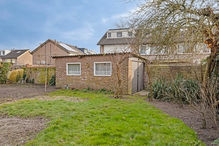 Foto 29 van Burgemeester van Erpstraat 32