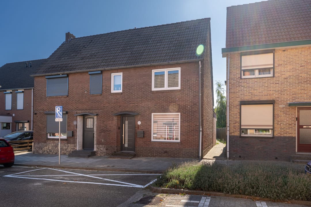 Foto 1 van Julianastraat 24