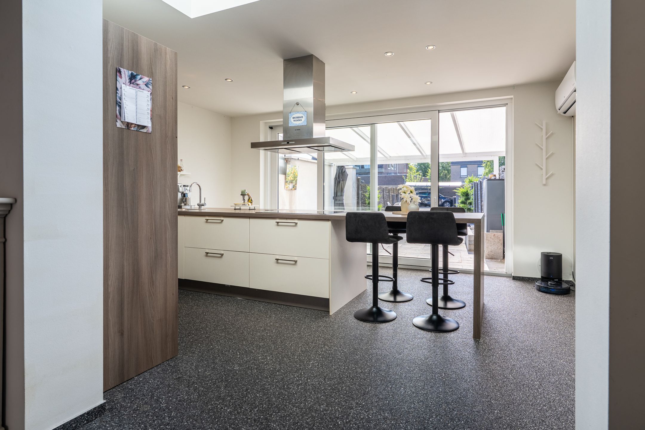 Foto 9 van Julianastraat 24