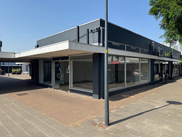 Bekijk foto 2 van Lorentzplein 34