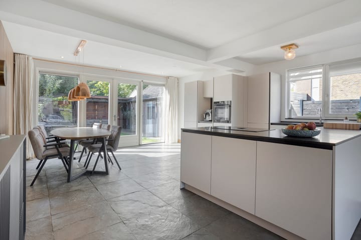 Foto 10 van Vondelstraat 14