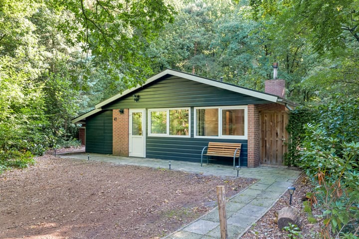 Photo 1 of Elfde Wijk 40-AR41