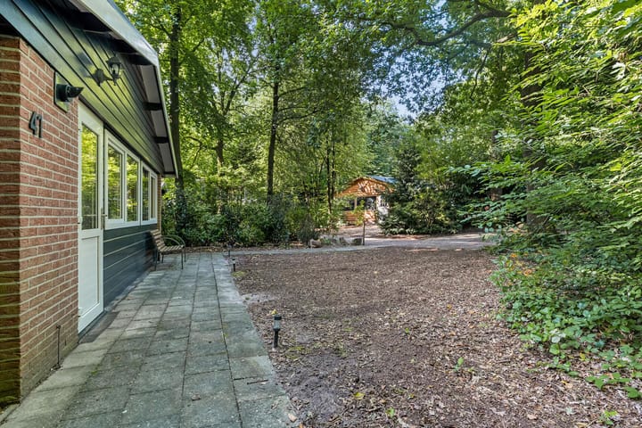 Photo 3 of Elfde Wijk 40-AR41