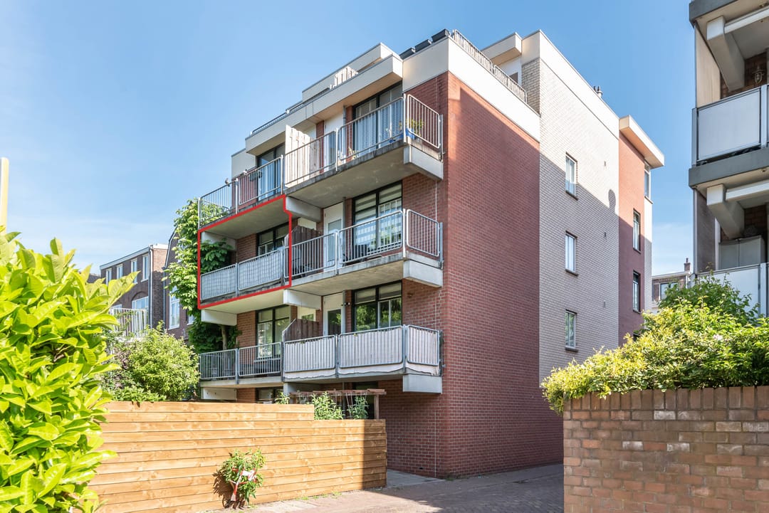 Photo 2 of Hazepaterslaan 24