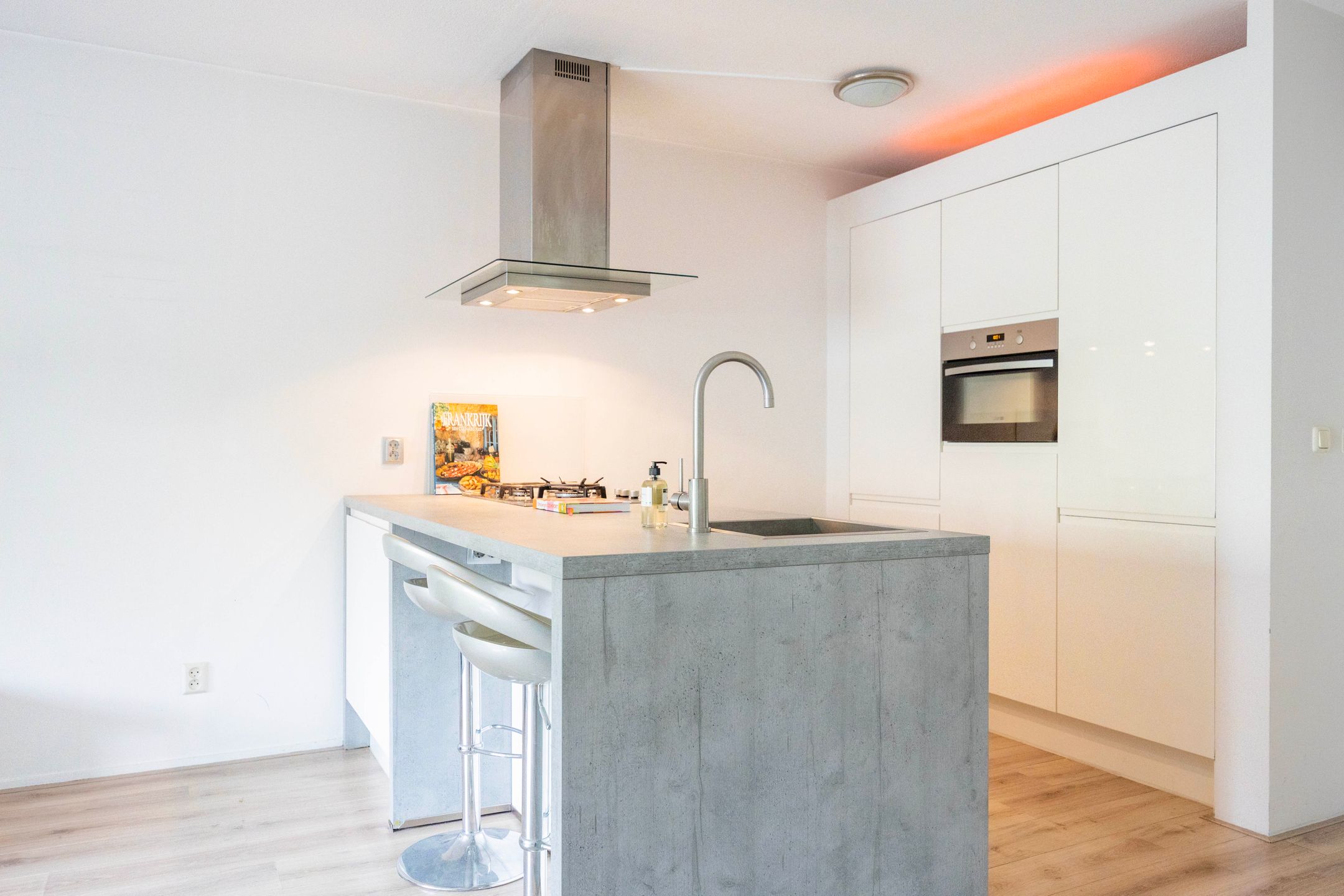 Photo 9 of Hazepaterslaan 24