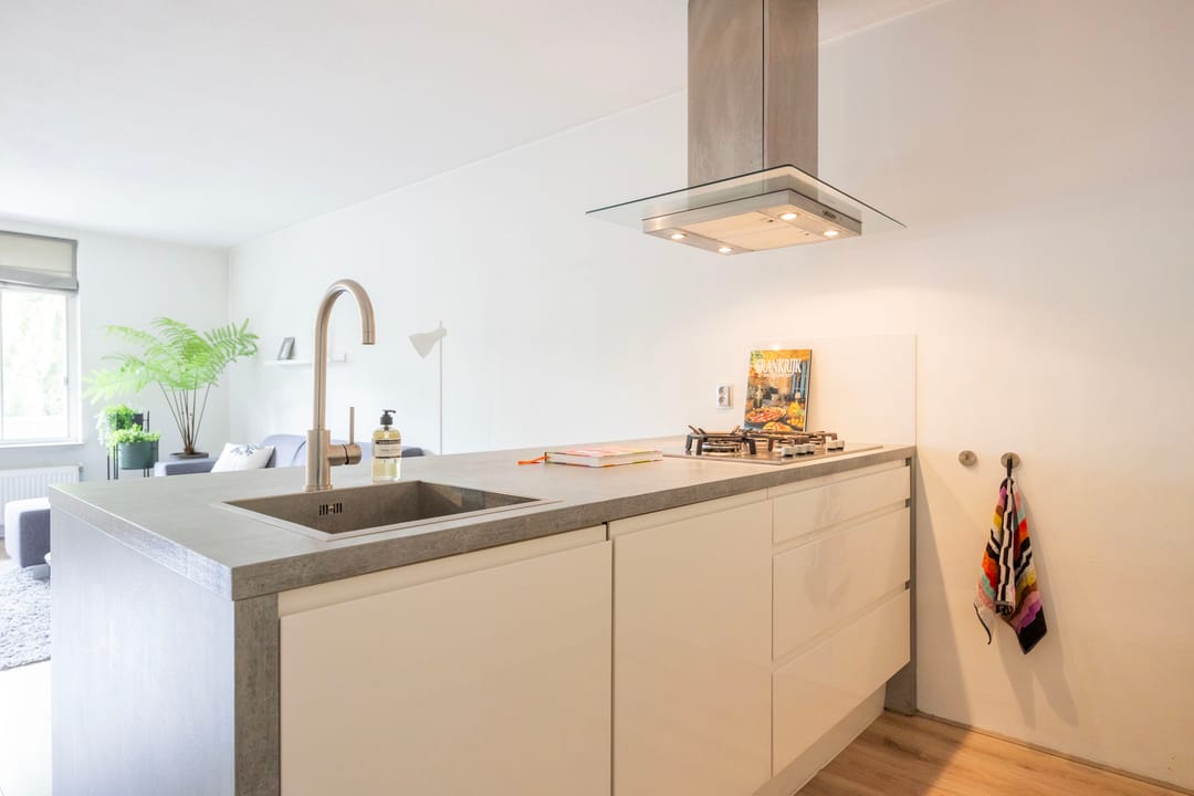 Photo 11 of Hazepaterslaan 24