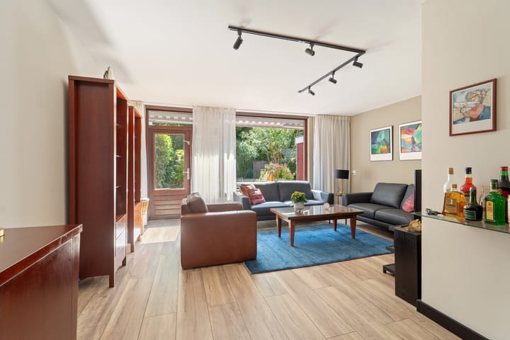 Foto 2 van Volendamstraat 30