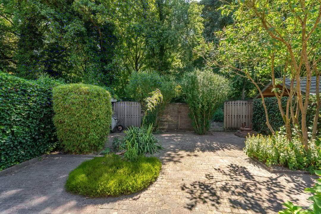 Photo 32 of Volendamstraat 30