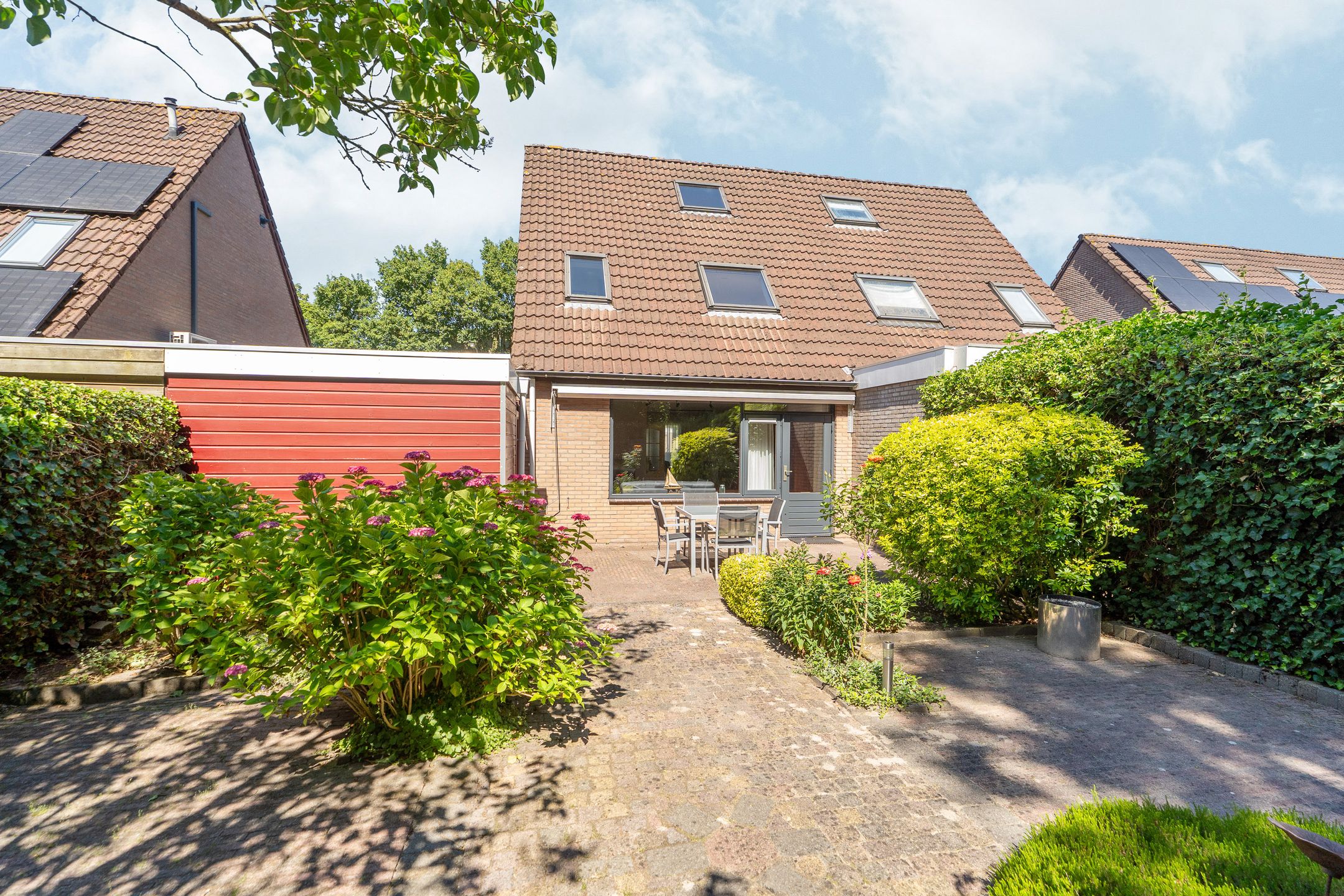 Photo 33 of Volendamstraat 30