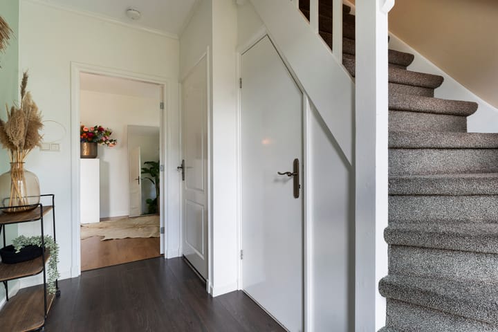 Photo 4 of Zwamsstraat 2