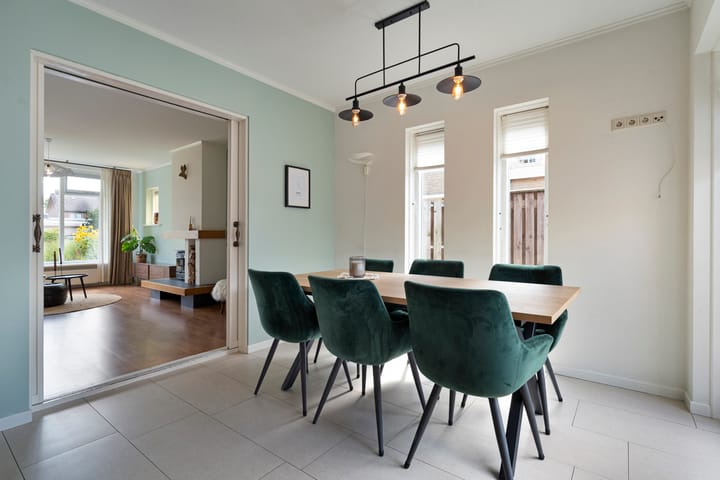 Photo 11 of Zwamsstraat 2