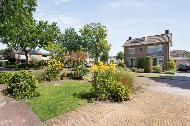 Photo 52 of Zwamsstraat 2