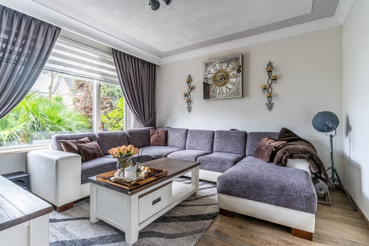 Photo 2 of Bovenhei 39