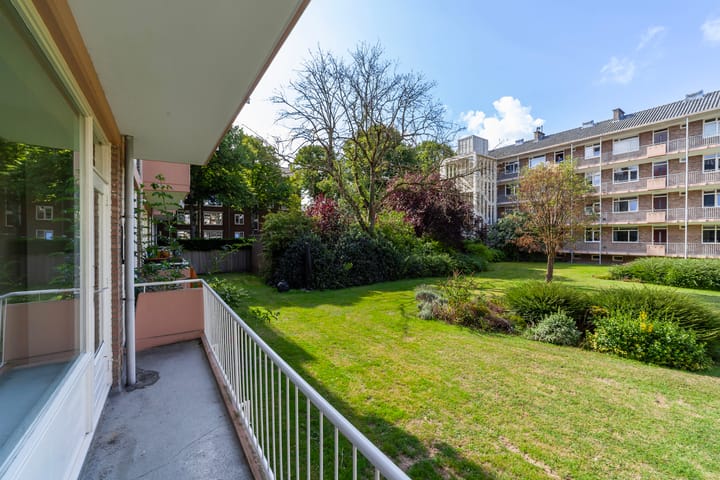 Photo 15 of Dr H. Colijnlaan 56