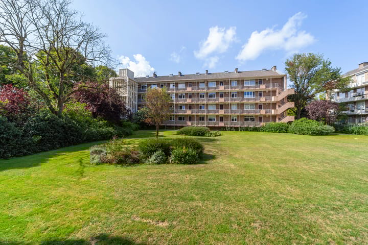 Photo 28 of Dr H. Colijnlaan 56