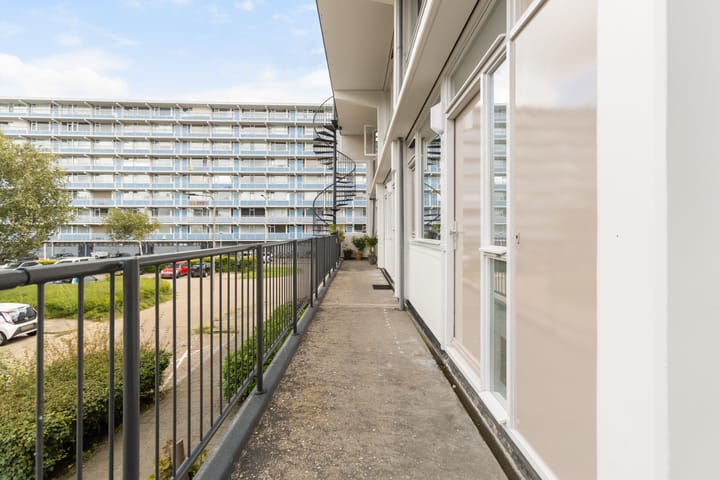 Photo 10 of Vliestroom 241