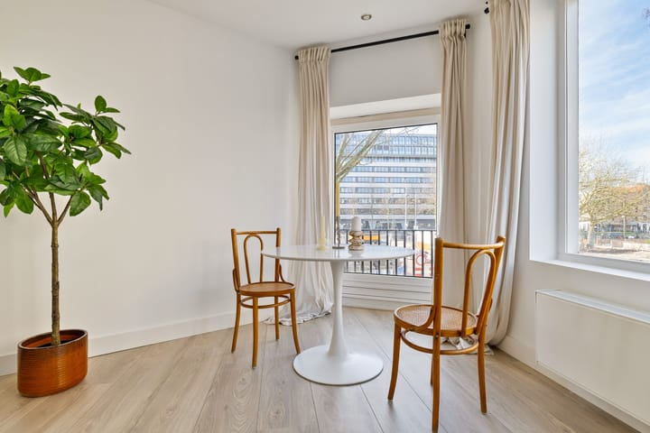 Photo 12 of Tweede Oosterparkstraat 4-1