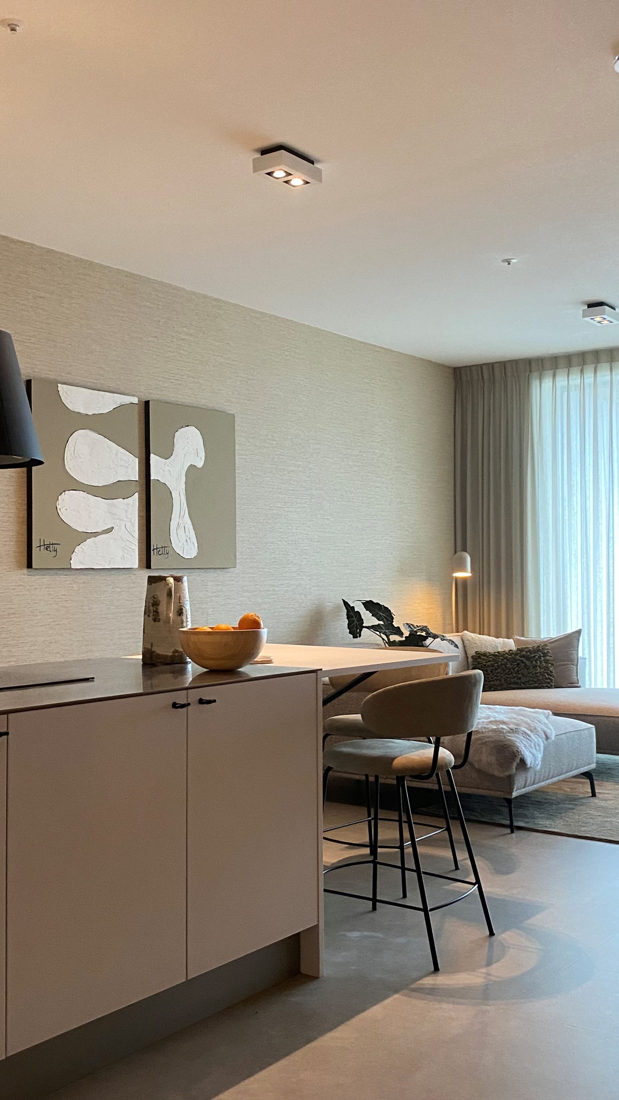 Foto 9 van Hoola van Nootenstraat 355